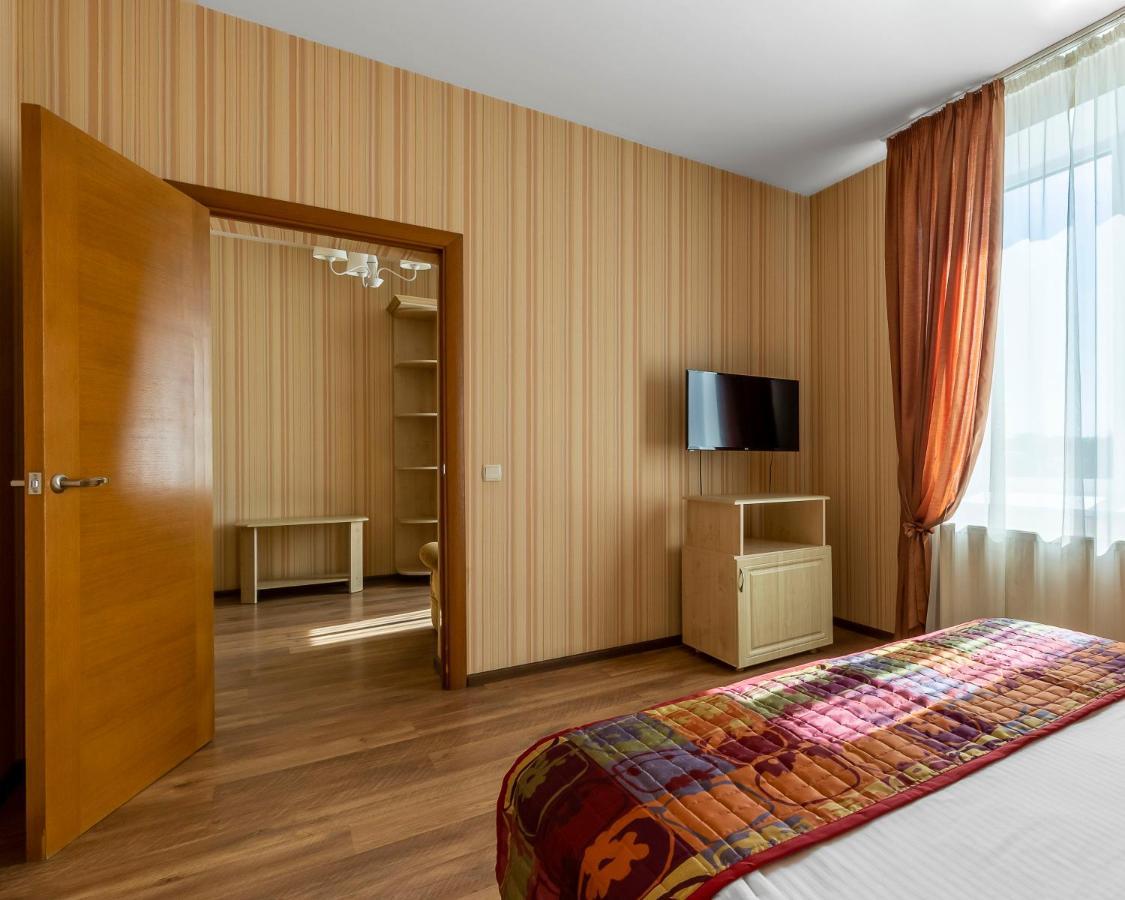 Гостиница Siesta Киев Sofiivska Borshchahivka Exteriér fotografie