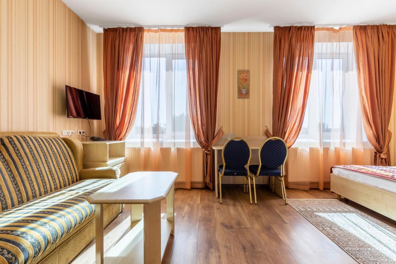 Гостиница Siesta Киев Sofiivska Borshchahivka Exteriér fotografie
